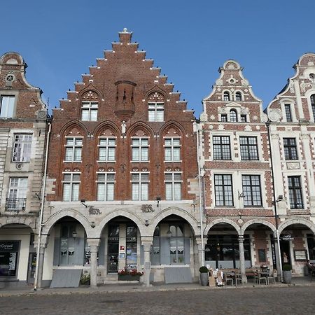 Hotel Les Trois Luppars Arras Exterior foto