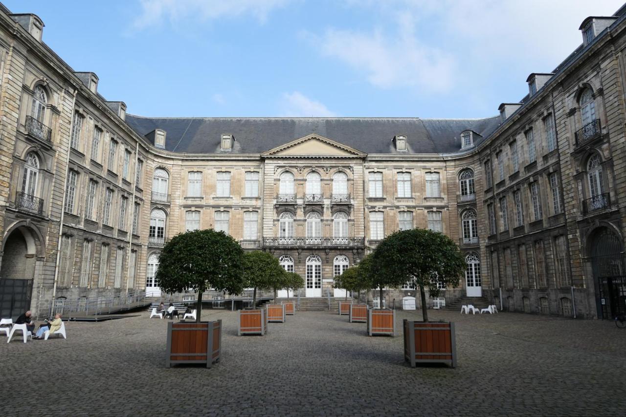 Hotel Les Trois Luppars Arras Exterior foto