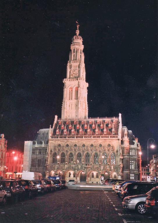 Hotel Les Trois Luppars Arras Exterior foto